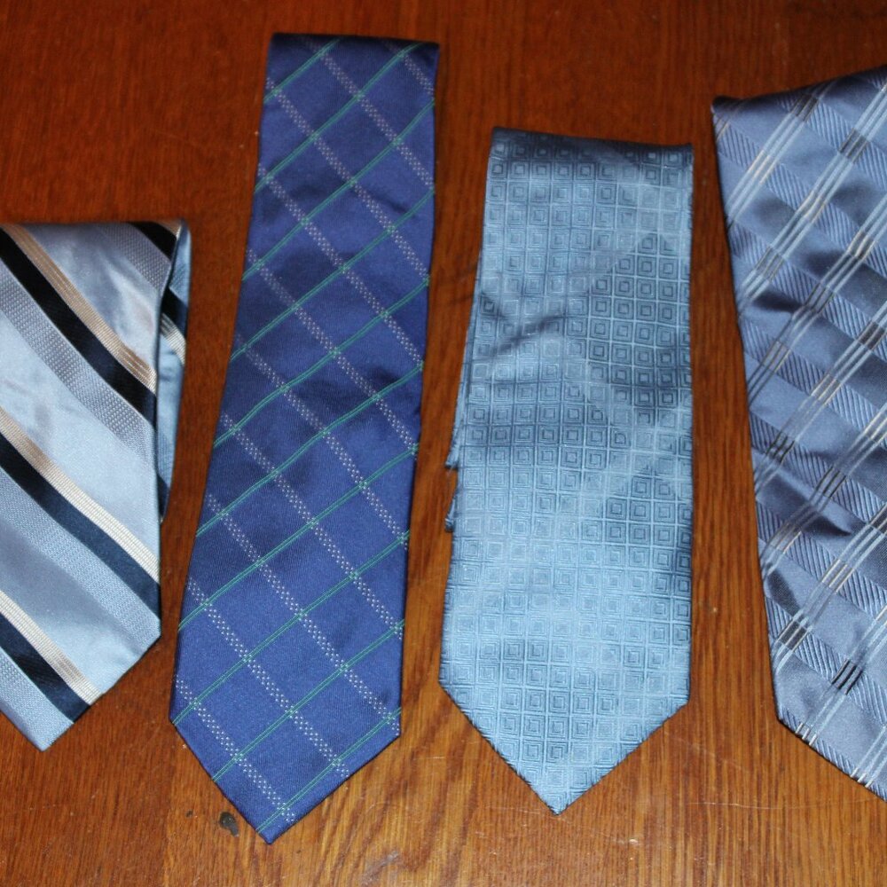 Ties Lot of 4 Blue Vintage retro Hart Schaffner T Harris Claiborne Kors Silk